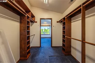 277 10th St, Bandon, OR 97411 - Photo 31