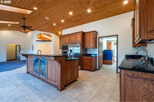 277 10th St, Bandon, OR 97411 - Photo 21