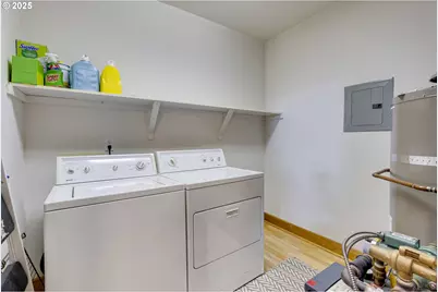 2777 NW Savier St, Portland, OR 97210 - Photo 27