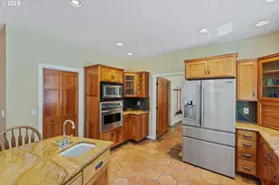 62560 Crown Point Rd, Coos Bay, OR 97420 - Photo 15