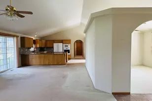 210 Palomino Ave, Roseburg, OR 97471 - Photo 11