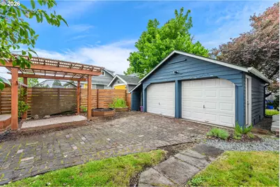 6805 N Michigan Ave, Portland, OR 97217 - Photo 27
