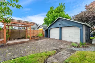 6805 N Michigan Ave, Portland, OR 97217 - Photo 27