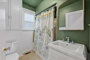 6805 N Michigan Ave, Portland, OR 97217 - Photo 21