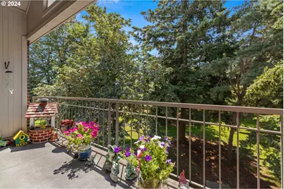 15420 NE Knott St #18, Portland, OR 97230 - Photo 21