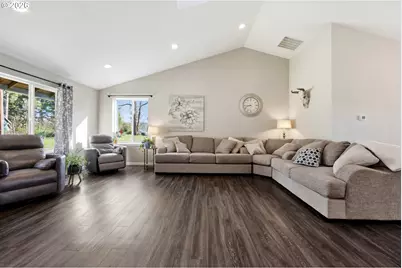 643 Huckins Buhman Rd, Washougal, WA 98671 - Photo 5