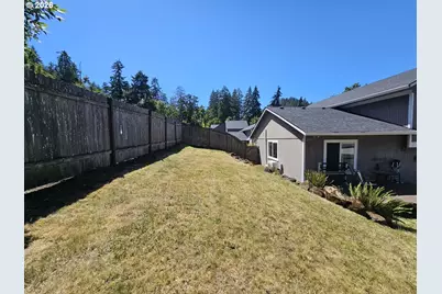 6842 Jessica Dr, Springfield, OR 97478 - Photo 5
