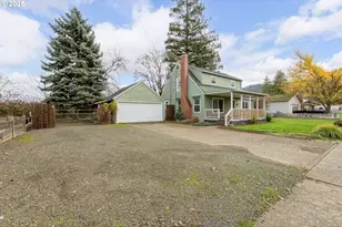 523 W Broccoli St, Roseburg, OR 97471 - Photo 33