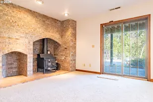321 Arcadia Dr, Roseburg, OR 97471 - Photo 25