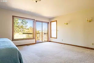 321 Arcadia Dr, Roseburg, OR 97471 - Photo 21