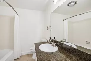 790 SE Webber St, Portland, OR 97202 - Photo 9