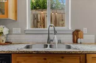 1305 NE 82nd Dr, Vancouver, WA 98665 - Photo 7