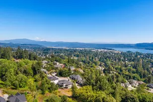 683 N V St, Washougal, WA 98671 - Photo 33