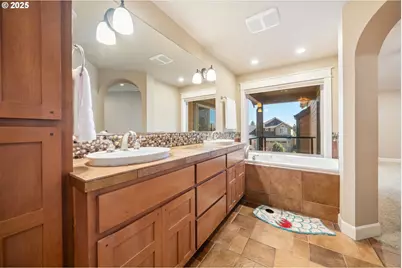 683 N V St, Washougal, WA 98671 - Photo 23