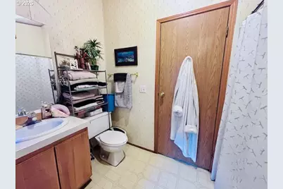 129 Evergreen Ln, Florence, OR 97439 - Photo 11