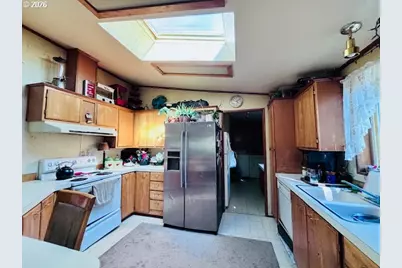 129 Evergreen Ln, Florence, OR 97439 - Photo 7