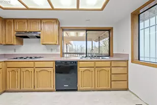 1669 Nut Tree Dr NW, Salem, OR 97304 - Photo 17