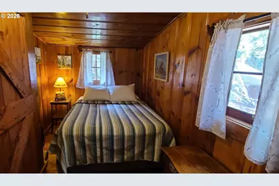 84690 Hall Ln, Wallowa Lake, OR 97846 - Photo 9