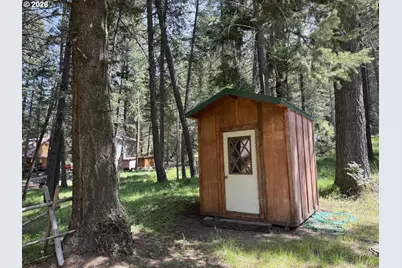 84690 Hall Ln, Wallowa Lake, OR 97846 - Photo 13