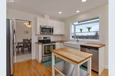 17765 Hillside Dr, West Linn, OR 97068 - Photo 13