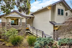 17765 Hillside Dr, West Linn, OR 97068 - Photo 3