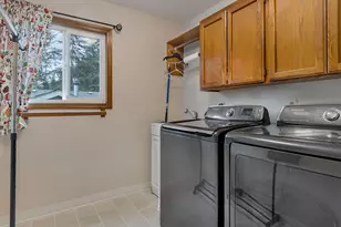 17765 Hillside Dr, West Linn, OR 97068 - Photo 31