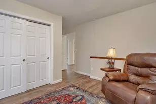 17765 Hillside Dr, West Linn, OR 97068 - Photo 33