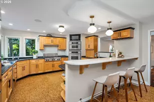 4803 SW Stonebrook Ct, Portland, OR 97239 - Photo 7