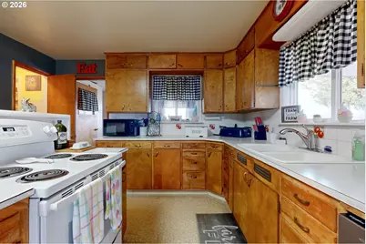 84488 Eastside Rd, Milton-Freewater, OR 97862 - Photo 13