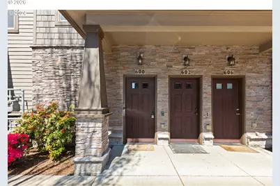 600 NE Newstead Ln, Hillsboro, OR 97006 - Photo 3