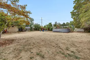 13724 SE Lincoln St, Portland, OR 97233 - Photo 41