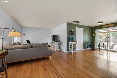 13724 SE Lincoln St, Portland, OR 97233 - Photo 9