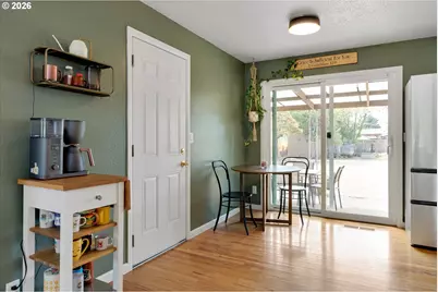 13724 SE Lincoln St, Portland, OR 97233 - Photo 13