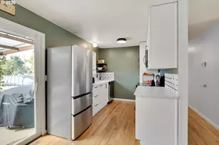 13724 SE Lincoln St, Portland, OR 97233 - Photo 15