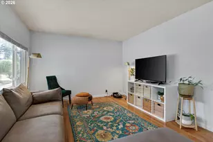 13724 SE Lincoln St, Portland, OR 97233 - Photo 11