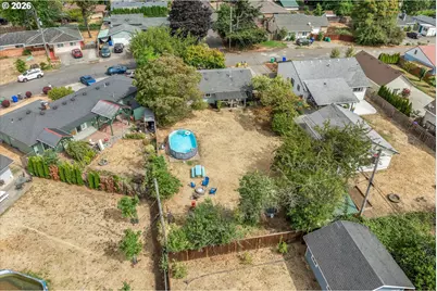 13724 SE Lincoln St, Portland, OR 97233 - Photo 43