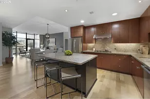 1025 NW Couch St, Portland, OR 97209 - Photo 13