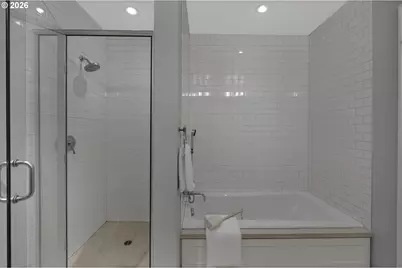 1025 NW Couch St #1212, Portland, OR 97209 - Photo 35