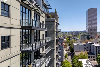 1025 NW Couch St #1212, Portland, OR 97209 - Photo 3