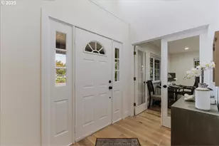 115 NE 39th Ave, Hillsboro, OR 97124 - Photo 9