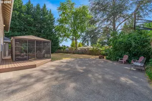 115 NE 39th Ave, Hillsboro, OR 97124 - Photo 45