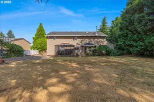 115 NE 39th Ave, Hillsboro, OR 97124 - Photo 43