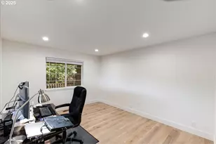 115 NE 39th Ave, Hillsboro, OR 97124 - Photo 29