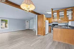 2154 Oregon St, Saint Helens, OR 97051 - Photo 9