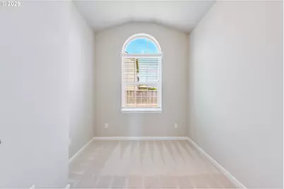 9019 N Dogwood St, Camas, WA 98607 - Photo 5