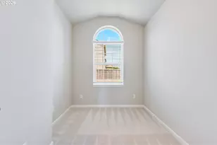 9019 N Dogwood St, Camas, WA 98607 - Photo 5