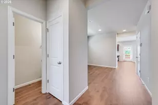 9019 N Dogwood St, Camas, WA 98607 - Photo 3