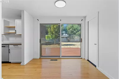 2475 NE Spruce Ave, Gresham, OR 97030 - Photo 7