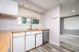 2024 SW Tegart Ave, Gresham, OR 97080 - Photo 5