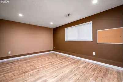 2024 SW Tegart Ave, Gresham, OR 97080 - Photo 11